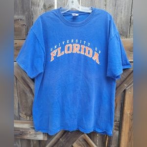 University of Florida t-shirt on men's XL Jerzees shirt